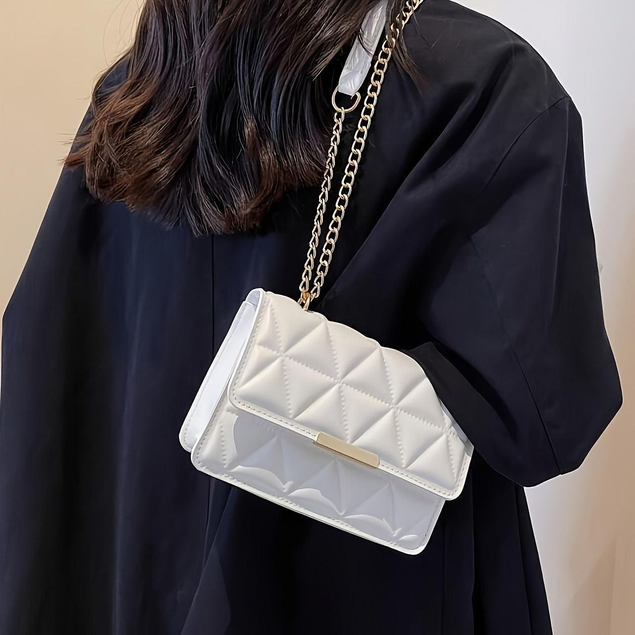 Bolsa feminina super luxo ideal p/ festas, jantares, viagens