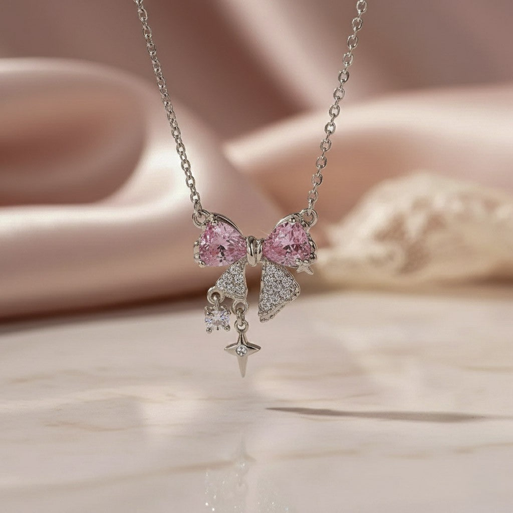 Colar Coração Rosa Trend – Acessório Fashion que Destaca Qualquer Look